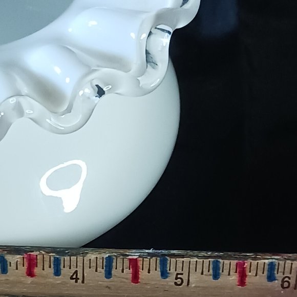 VINTAGE   FENTON White Milk Glass Basket Ruffles Handle Decor Home - Picture 10 of 10